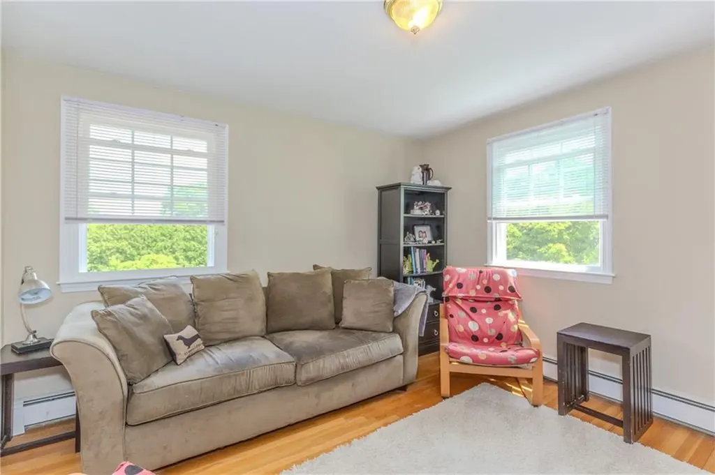 23 Kennedy Boulevard Lincoln RI 02865