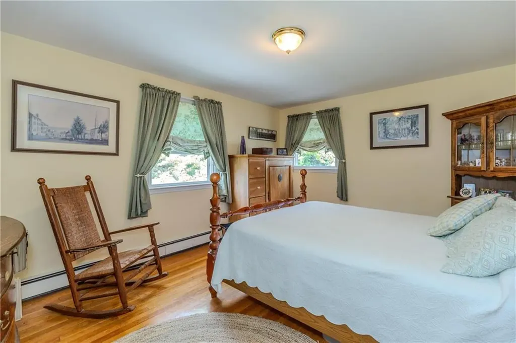23 Kennedy Boulevard Lincoln RI 02865