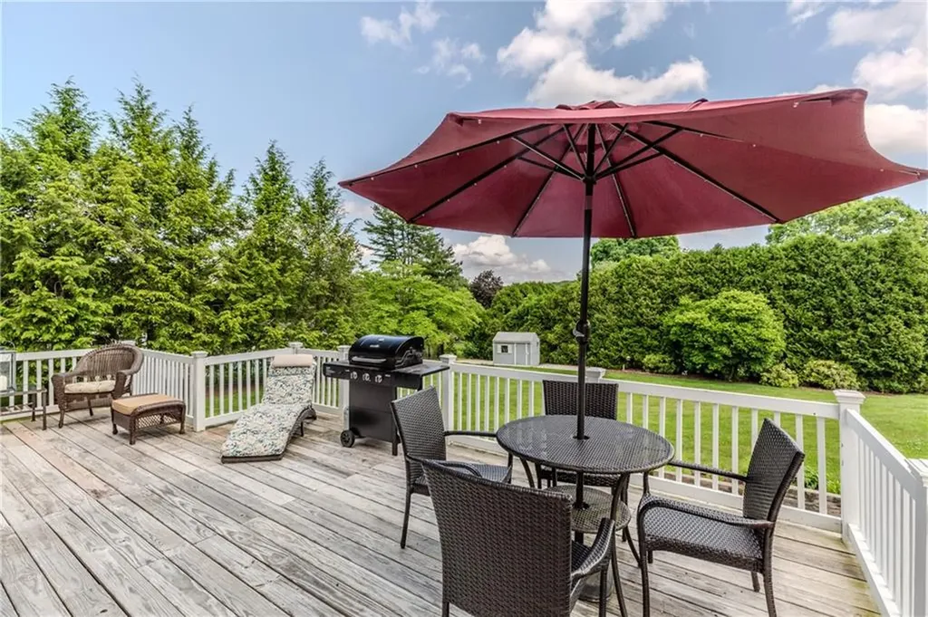 23 Kennedy Boulevard Lincoln RI 02865