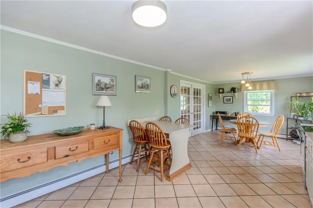 23 Kennedy Boulevard Lincoln RI 02865