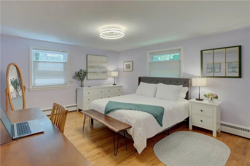 14 Richmond Avenue Barrington RI 02806