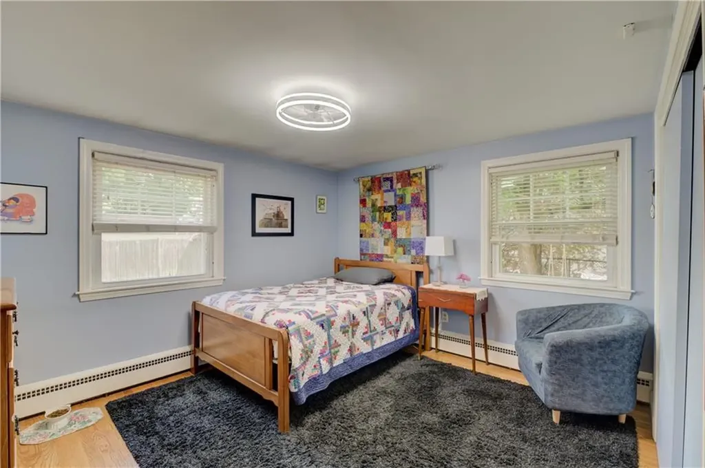 14 Richmond Avenue Barrington RI 02806