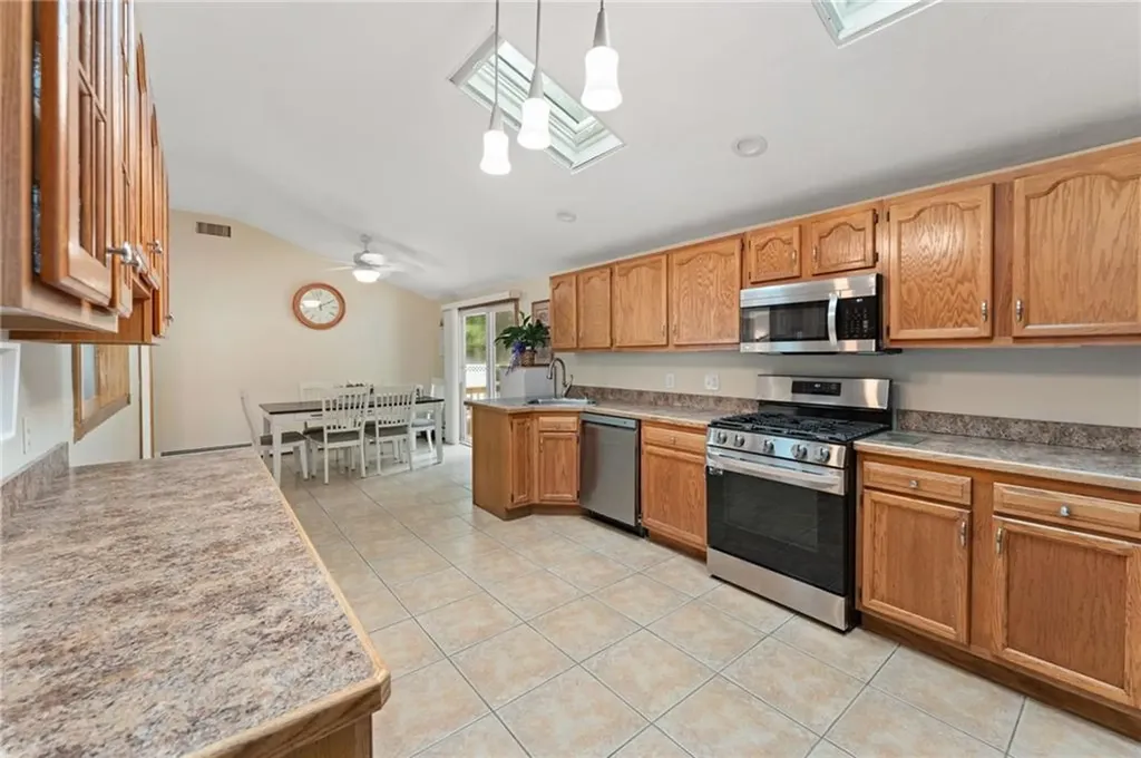 270 Hopkins Hill Road Coventry RI 02816