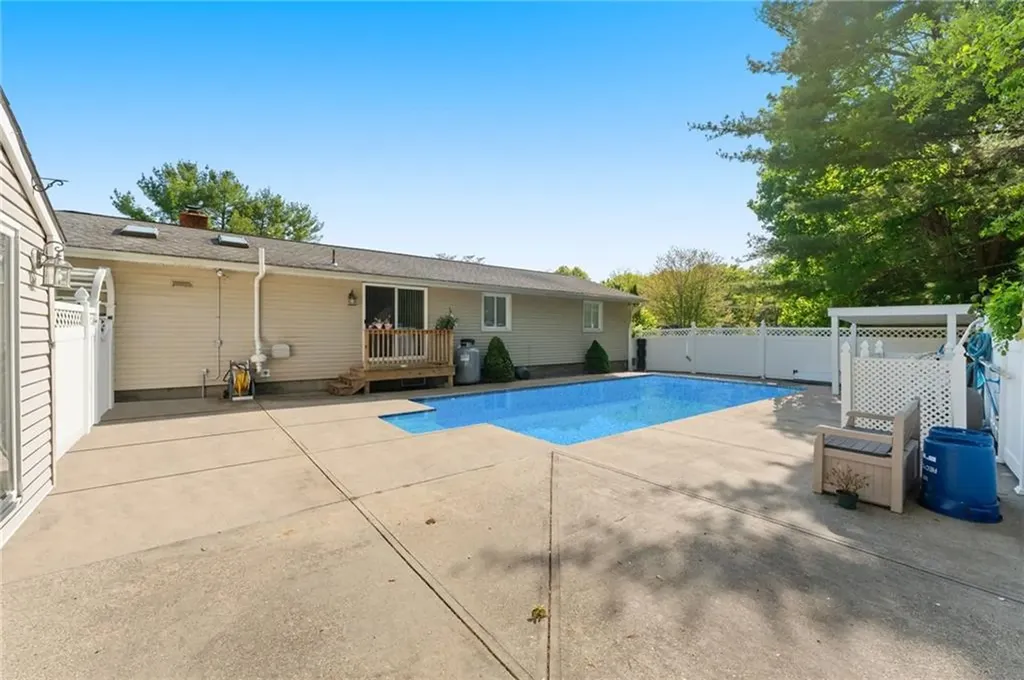 270 Hopkins Hill Road Coventry RI 02816
