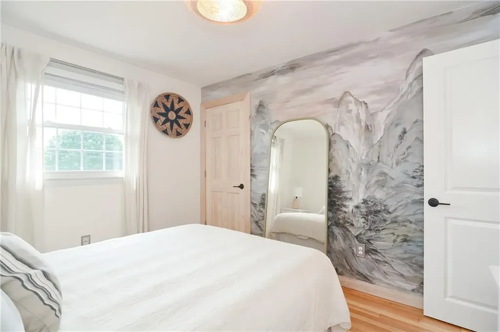 15 Dorothy Avenue Portsmouth RI 02871