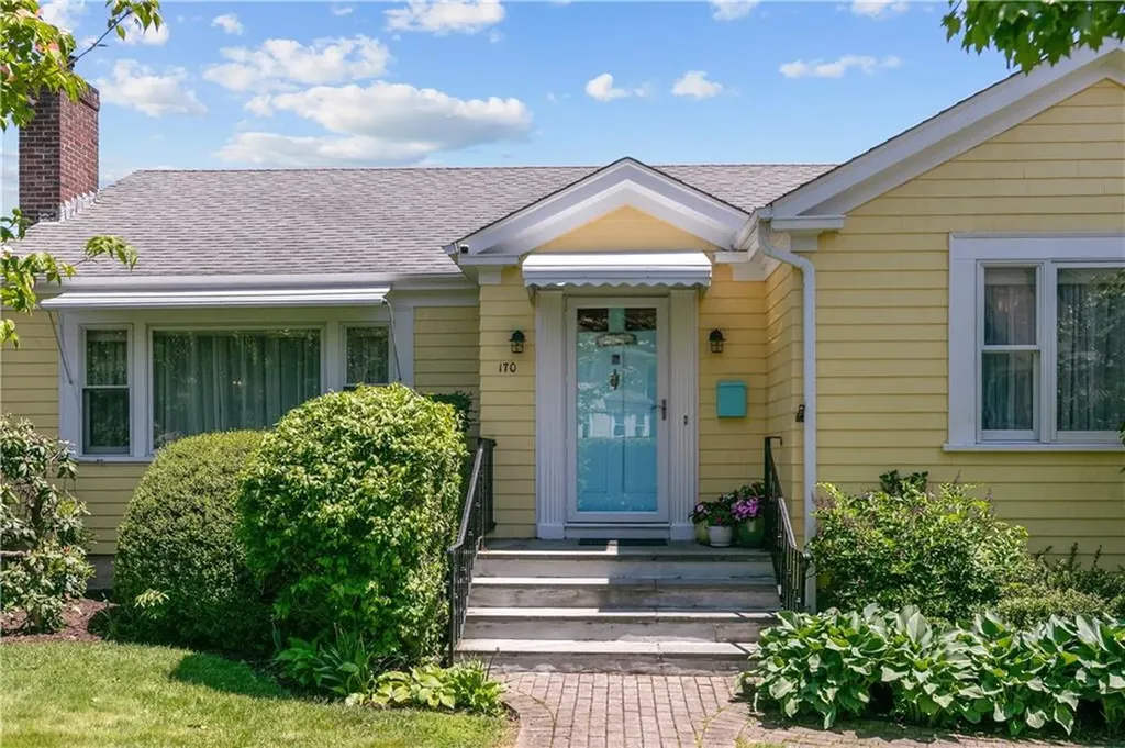 170 Gibbs Avenue Newport RI 02840