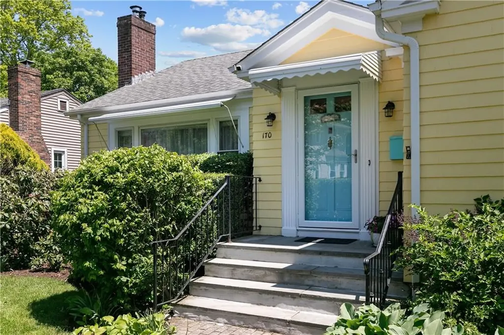 170 Gibbs Avenue Newport RI 02840