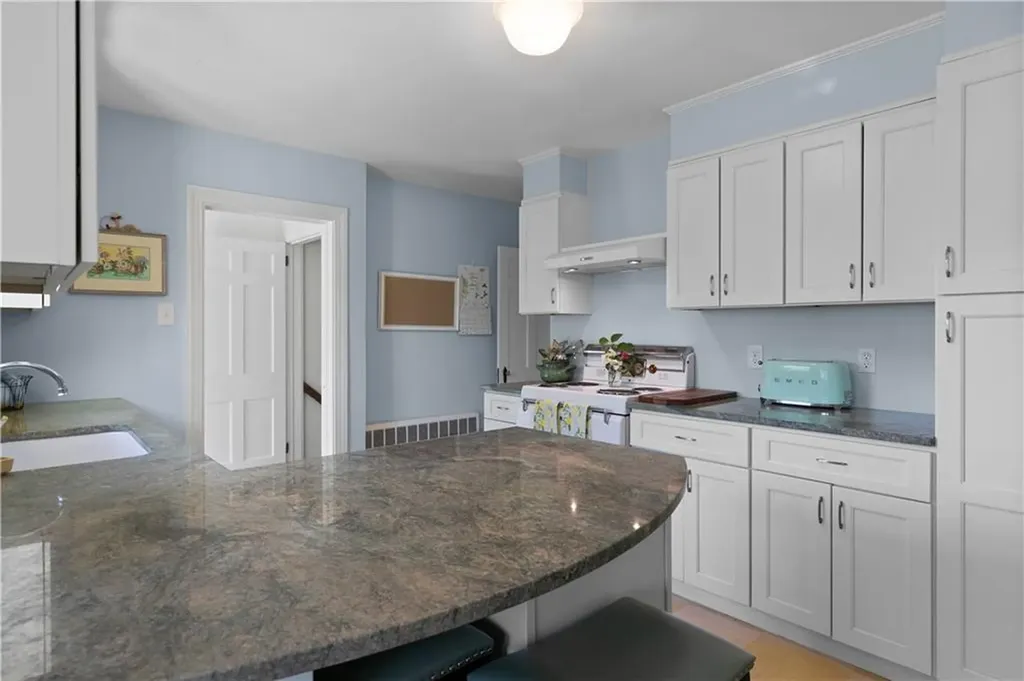 170 Gibbs Avenue Newport RI 02840
