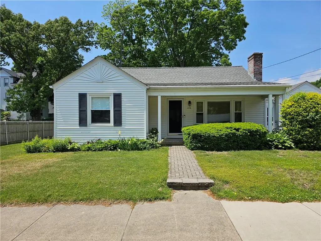 176 Columbia Avenue Pawtucket RI 02860