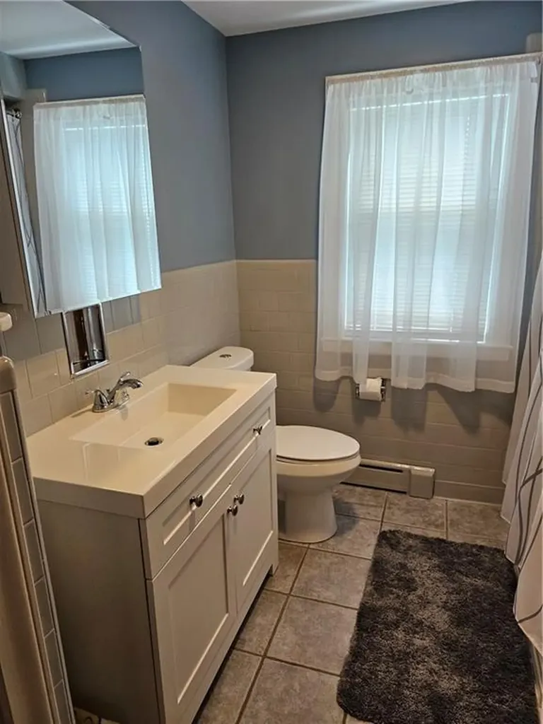 176 Columbia Avenue Pawtucket RI 02860
