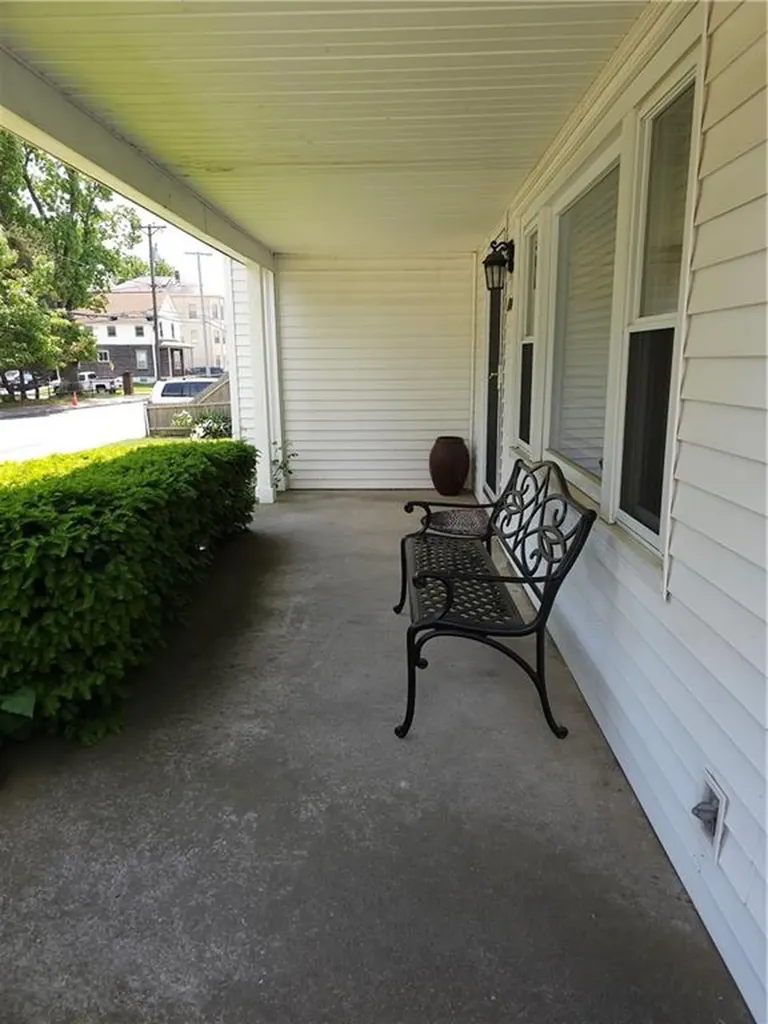 176 Columbia Avenue Pawtucket RI 02860