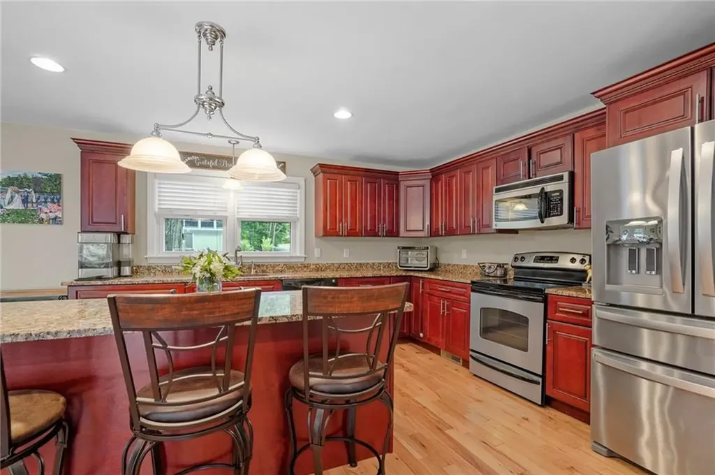 6 Weaver Road Johnston RI 02919