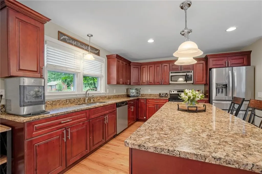 6 Weaver Road Johnston RI 02919