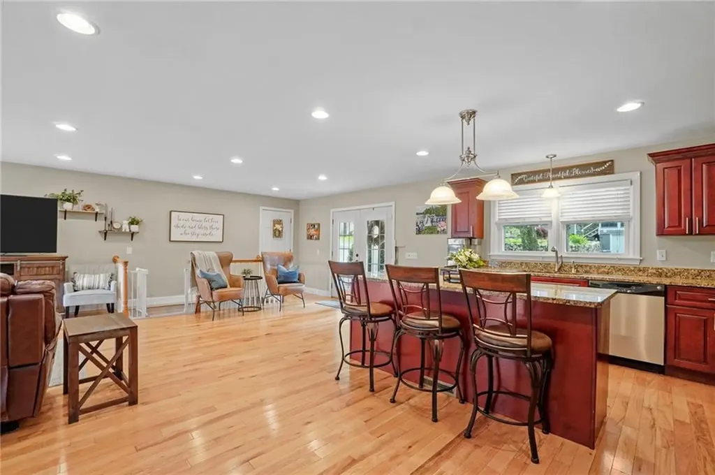 6 Weaver Road Johnston RI 02919