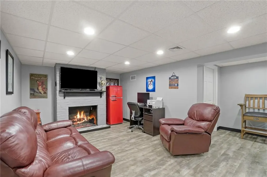 6 Weaver Road Johnston RI 02919