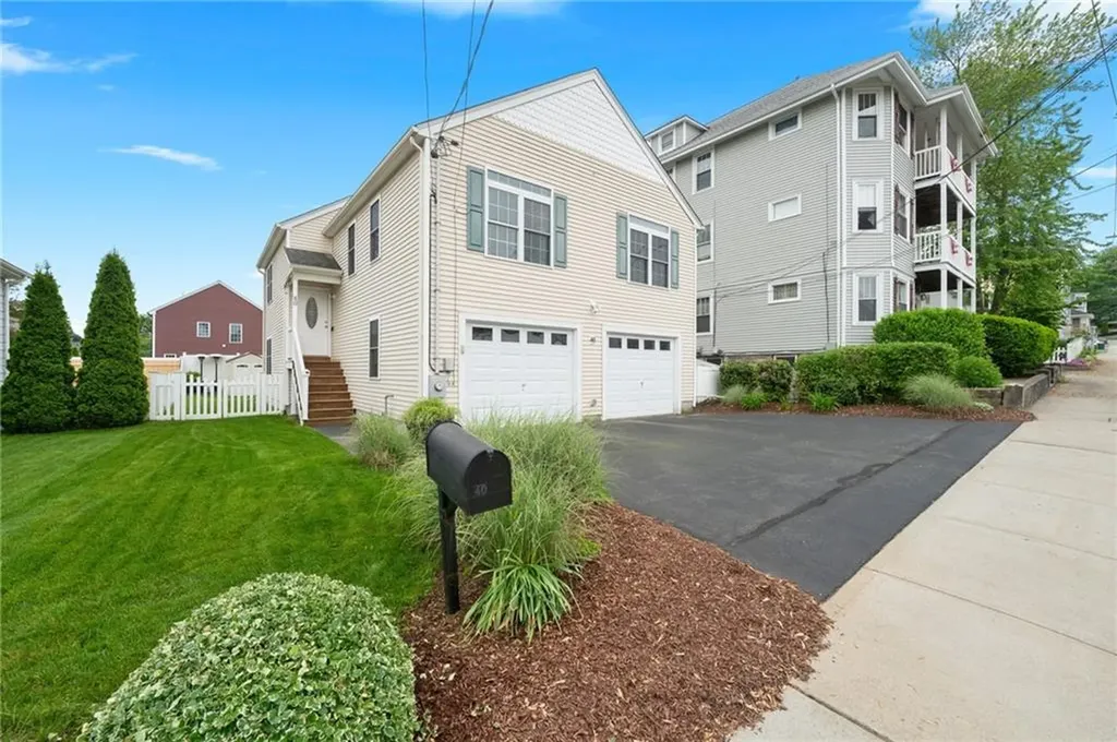 40 Mount Saint Charles Avenue Woonsocket RI 02895