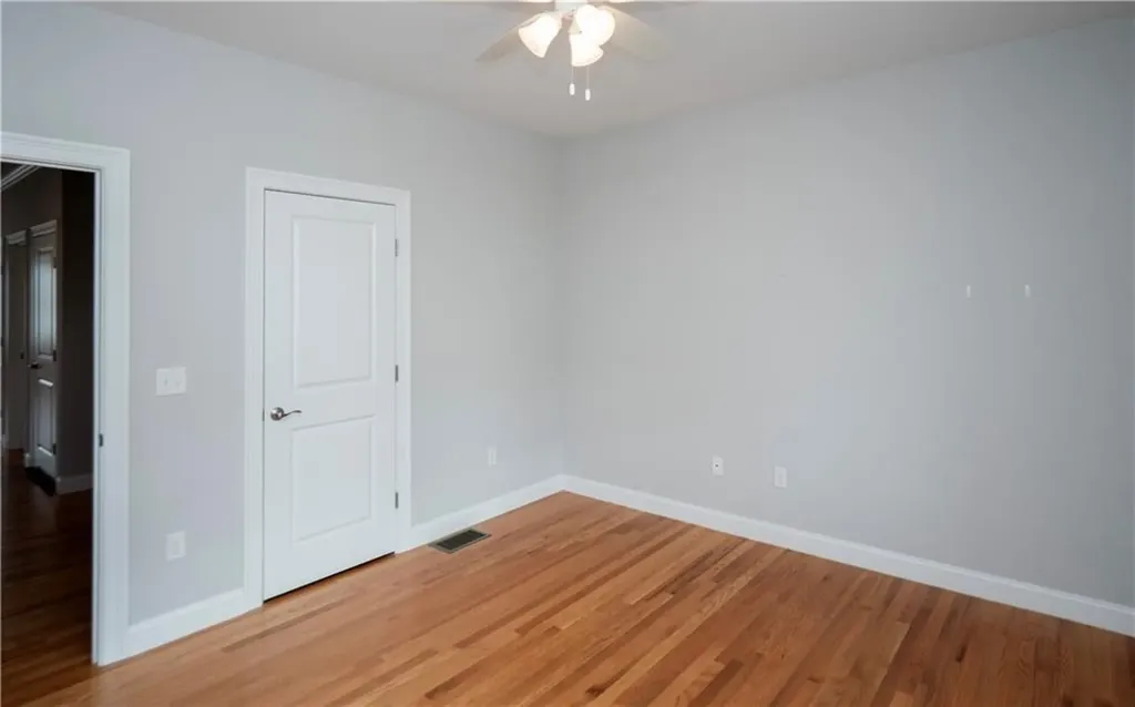 30 Brook Farm Road Portsmouth RI 02871