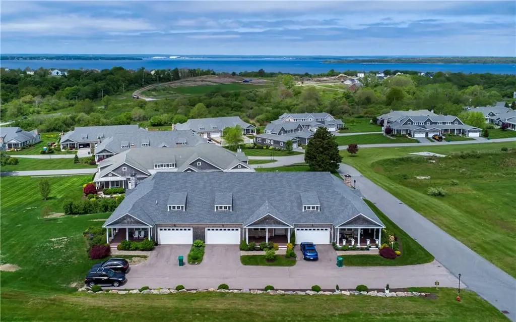 30 Brook Farm Road Portsmouth RI 02871