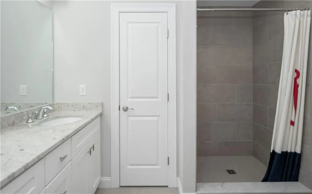 30 Brook Farm Road Portsmouth RI 02871