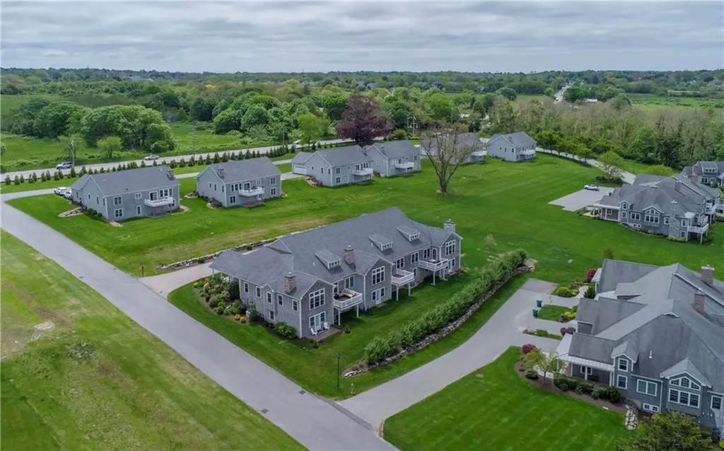 30 Brook Farm Road Portsmouth RI 02871