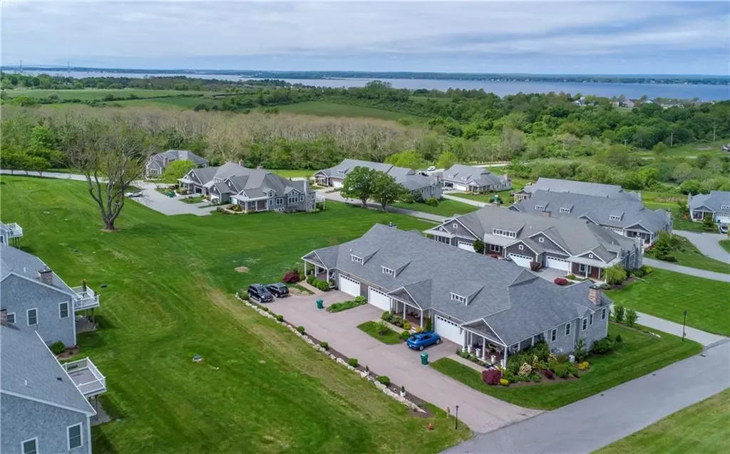 30 Brook Farm Road Portsmouth RI 02871
