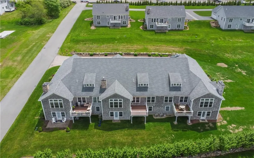 30 Brook Farm Road Portsmouth RI 02871