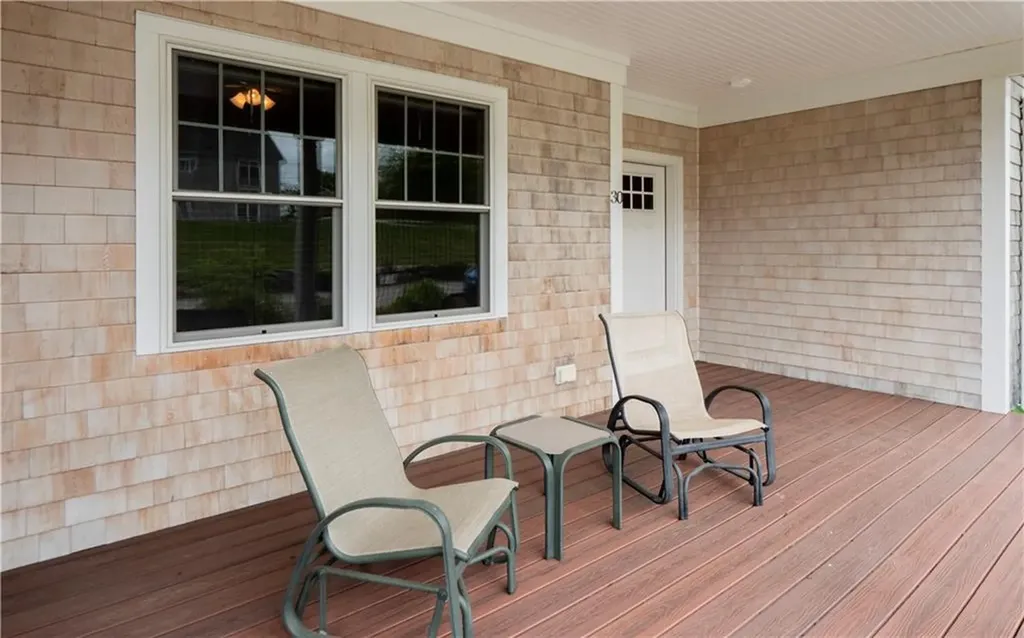 30 Brook Farm Road Portsmouth RI 02871