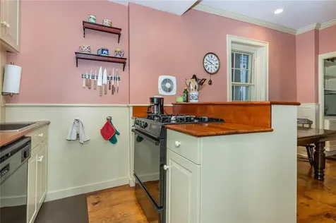 51 Thayer Street Providence RI 02906