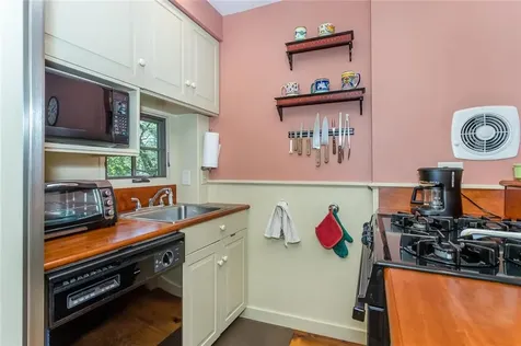 51 Thayer Street Providence RI 02906