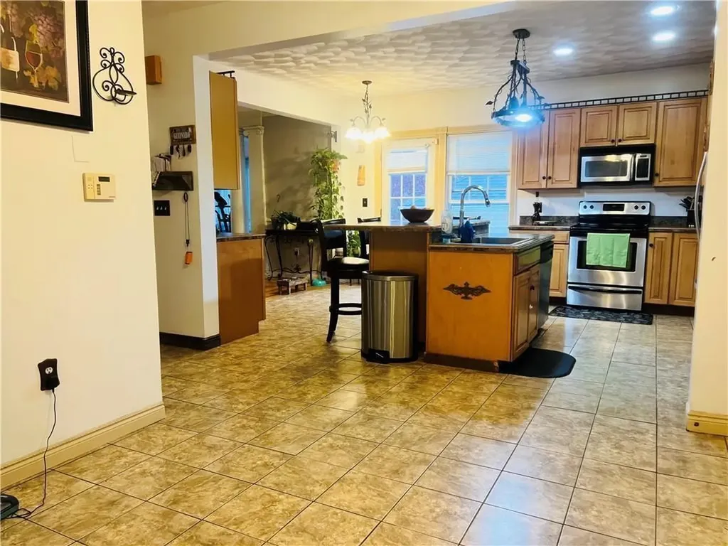 113 Bennett Street Woonsocket RI 02895