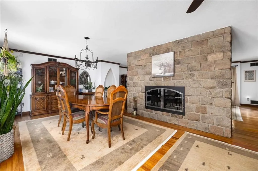77 Maple Avenue Lincoln RI 02865