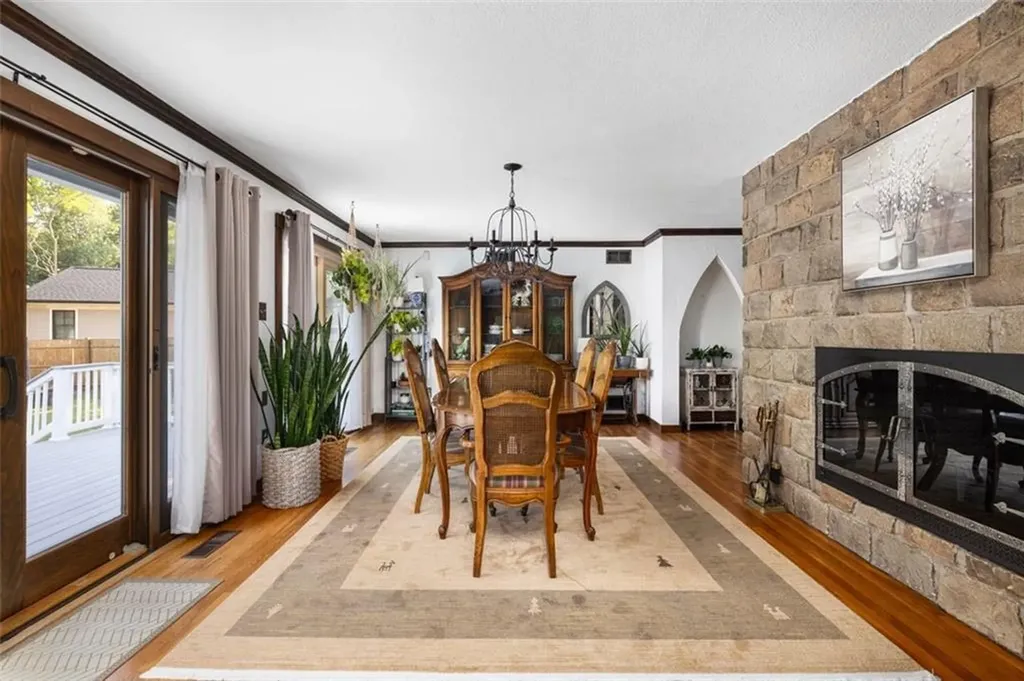 77 Maple Avenue Lincoln RI 02865