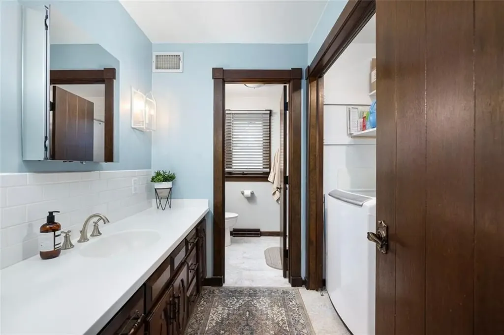 77 Maple Avenue Lincoln RI 02865