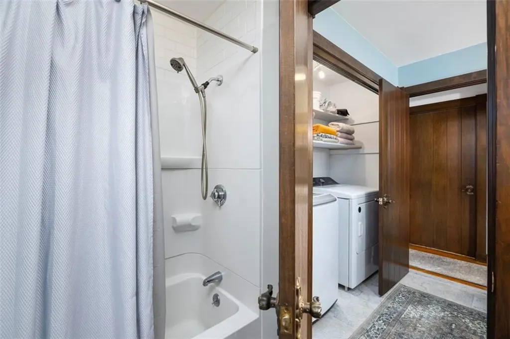 77 Maple Avenue Lincoln RI 02865