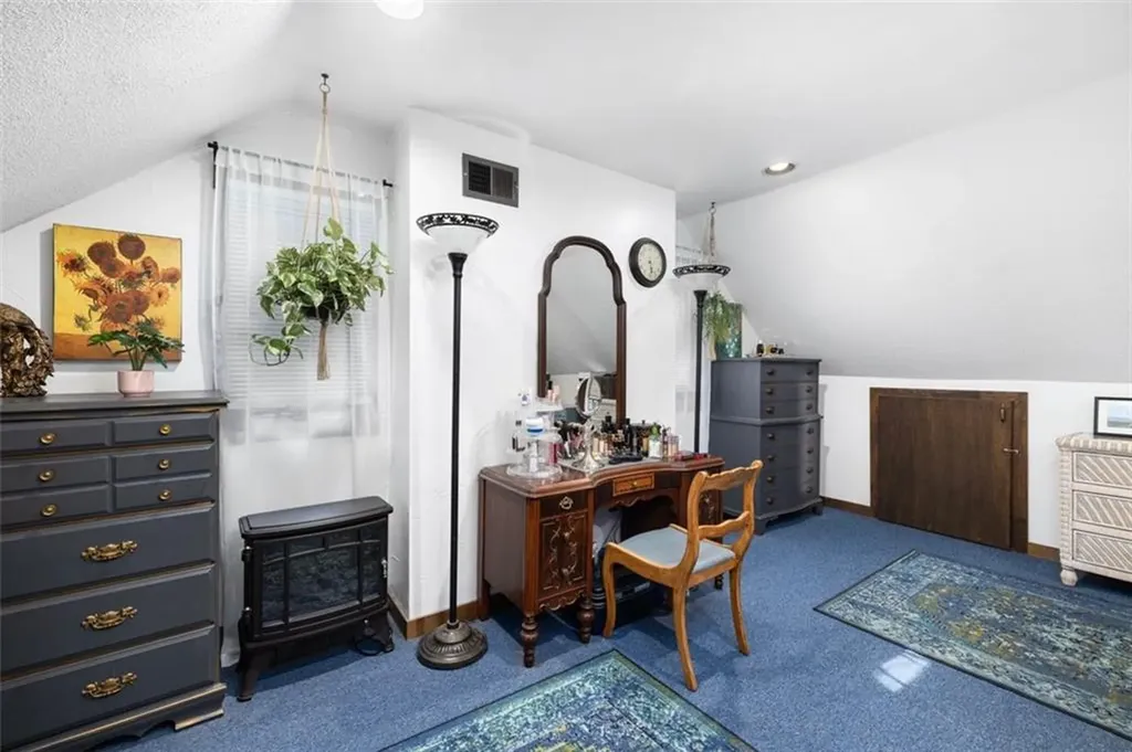 77 Maple Avenue Lincoln RI 02865