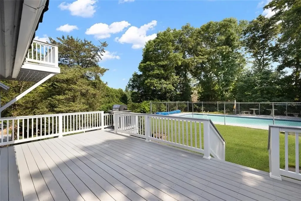77 Maple Avenue Lincoln RI 02865