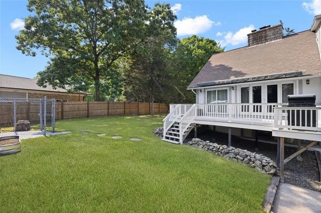 77 Maple Avenue Lincoln RI 02865