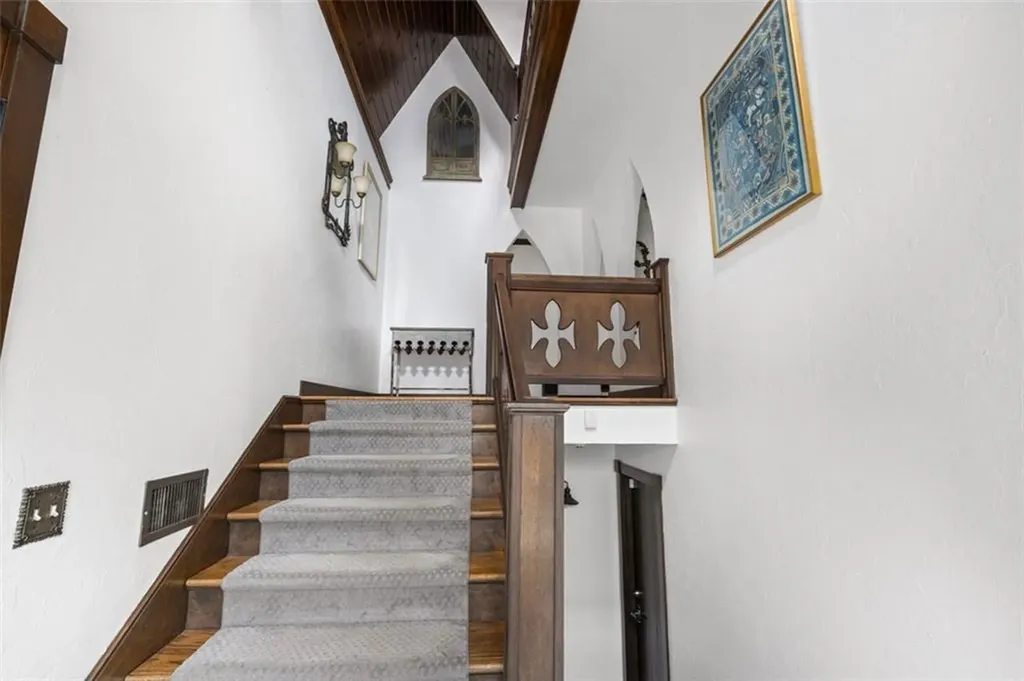 77 Maple Avenue Lincoln RI 02865