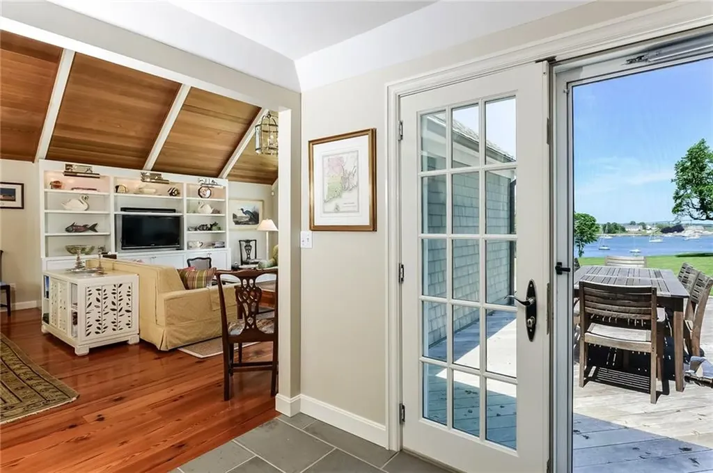 139 Harrison Avenue Newport RI 02840