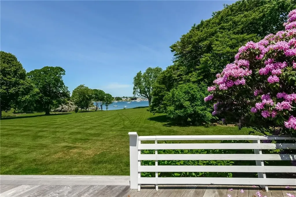 139 Harrison Avenue Newport RI 02840