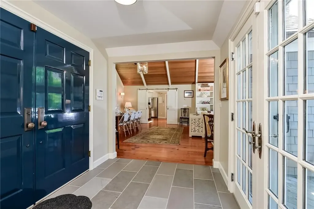 139 Harrison Avenue Newport RI 02840
