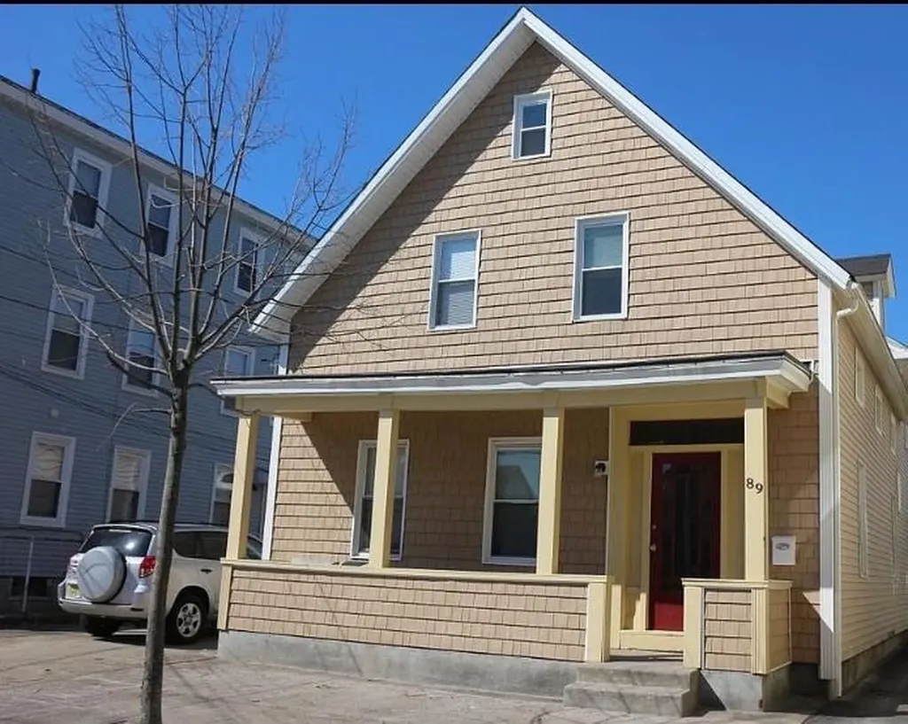 89 Sutton Street Providence RI 02903