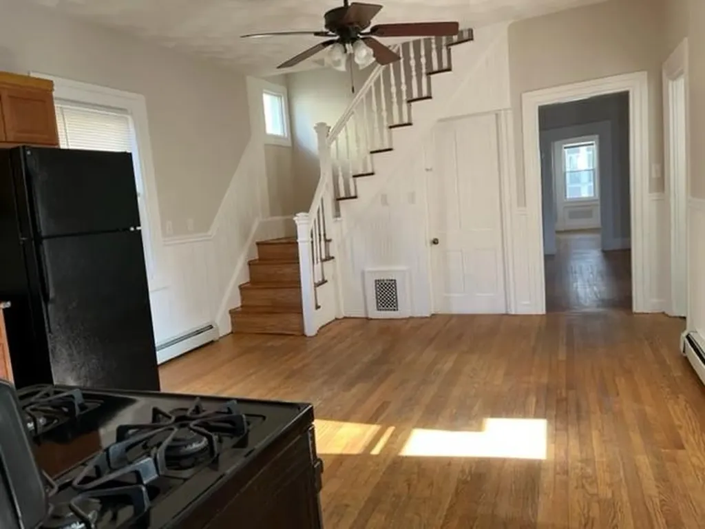 89 Sutton Street Providence RI 02903