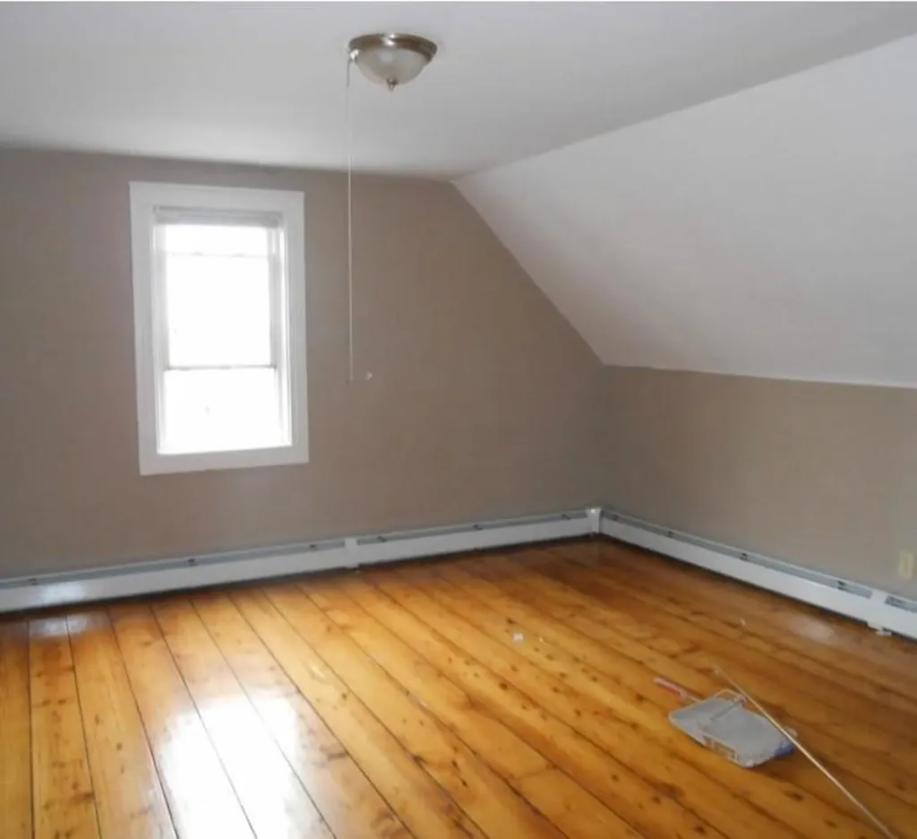 89 Sutton Street Providence RI 02903