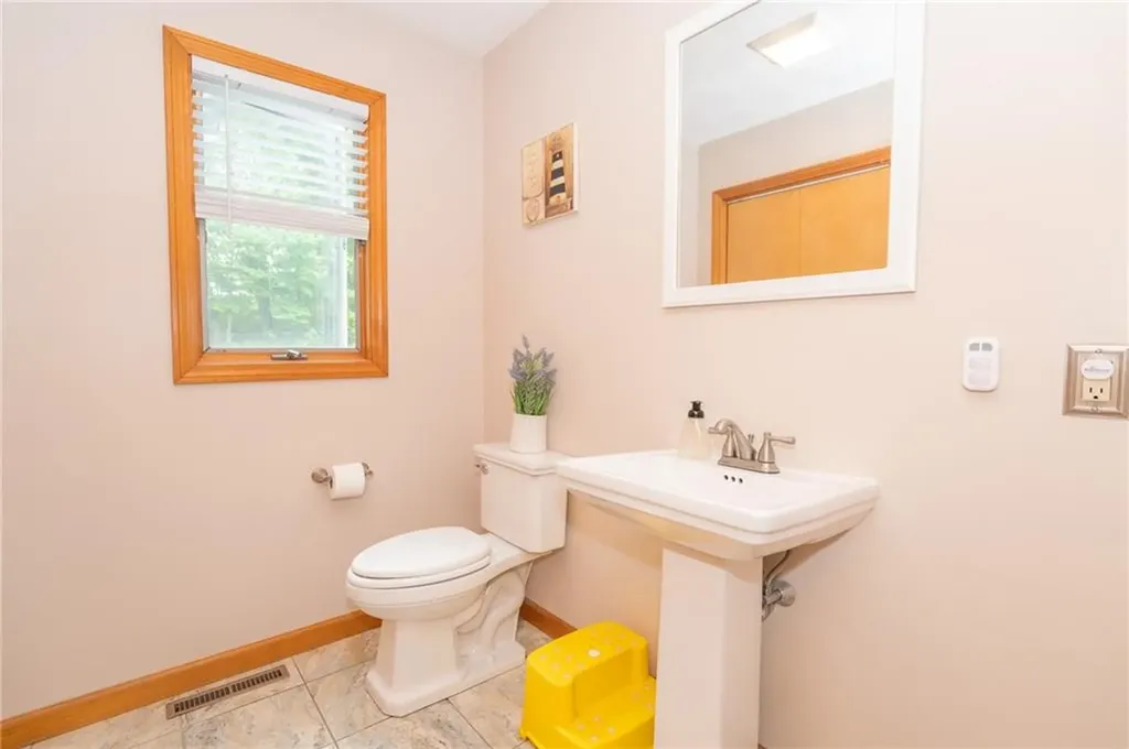 25 Oak Hill Drive Johnston RI 02919
