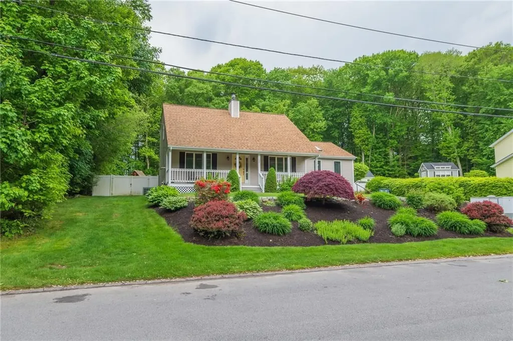 25 Oak Hill Drive Johnston RI 02919
