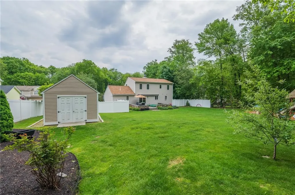 25 Oak Hill Drive Johnston RI 02919
