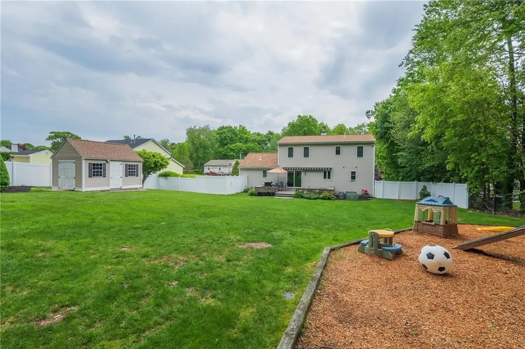 25 Oak Hill Drive Johnston RI 02919