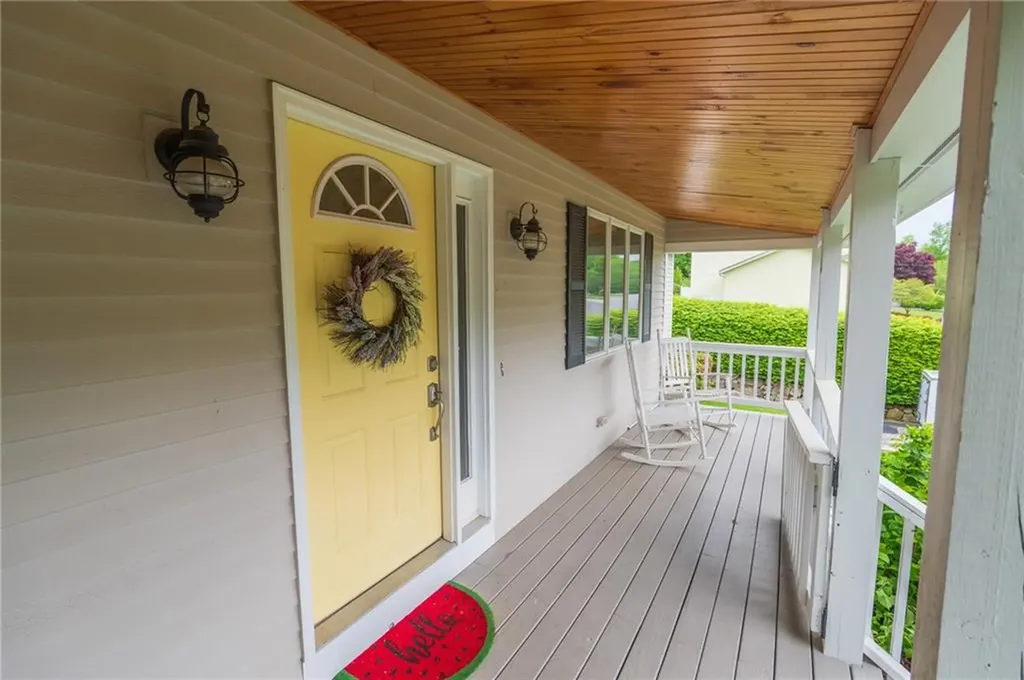 25 Oak Hill Drive Johnston RI 02919