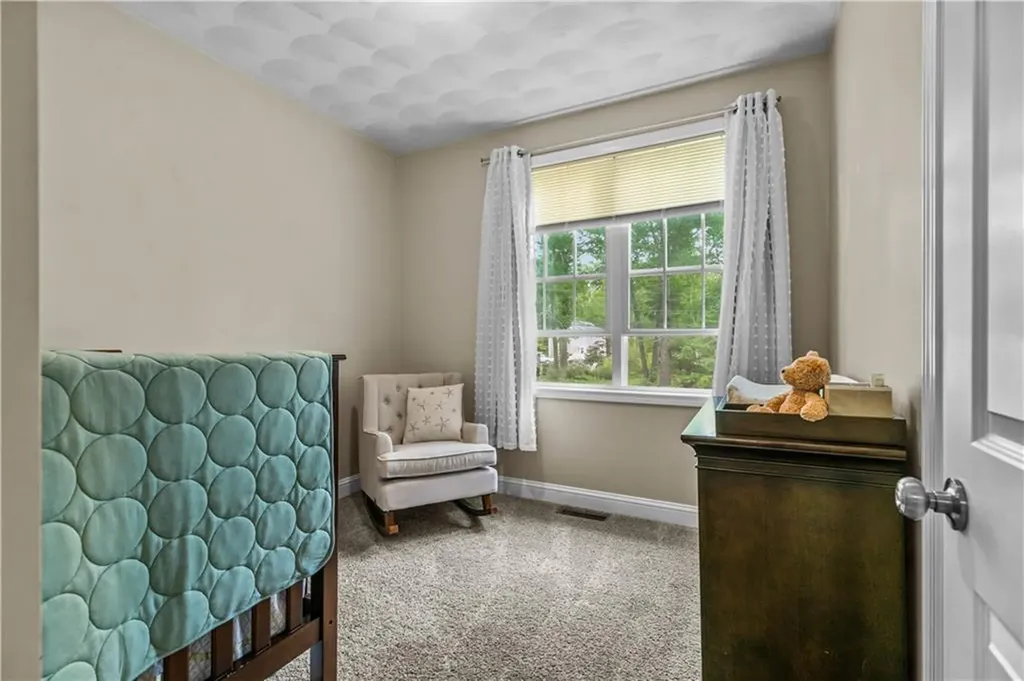 7 Robin Drive Exeter RI 02822